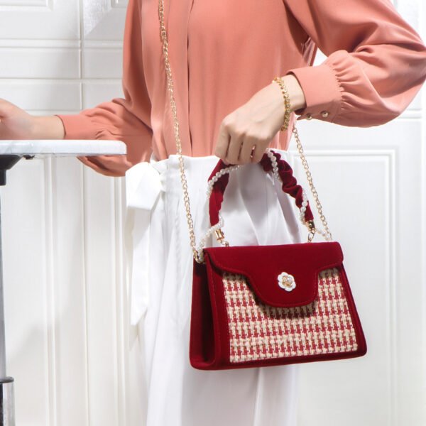 Women's Wedding Bag Bridal Bag High-grade Women's Elegant Red Niche Red Small Bag Portable 2024 New - Image 3