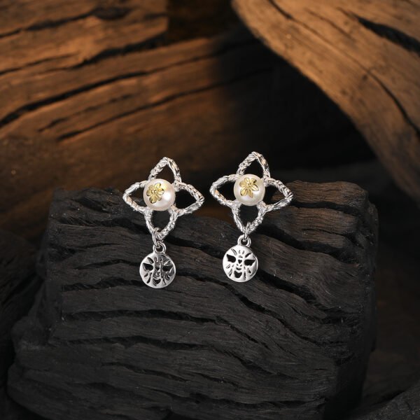 Bee Flower Temperament 925 Silver Pearl Earrings - Image 9