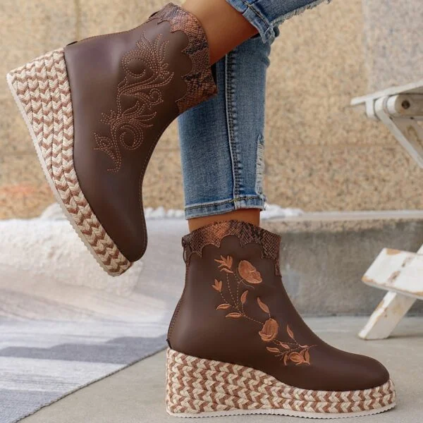 Autumn And Winter Thick Bottom Wedge Embroidered Retro Leisure Boots - Image 7