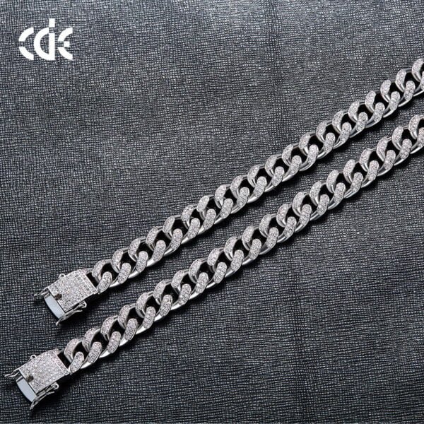 Amazon cross-border European and American Hip hop accessories men's bracelet Cuban chain - Image 3