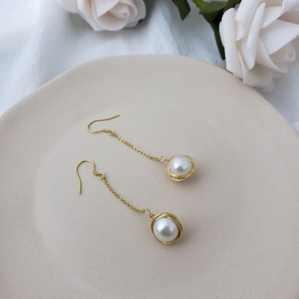 Women's Long Pearl Earrings - Image 2