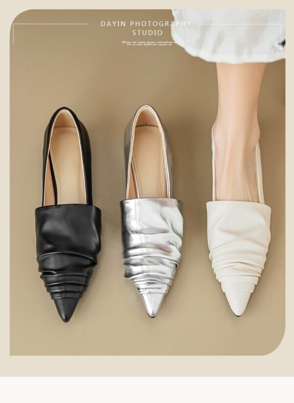 Pointed-toe Low Heel Flat Shoes Black Creamy-white - Image 8