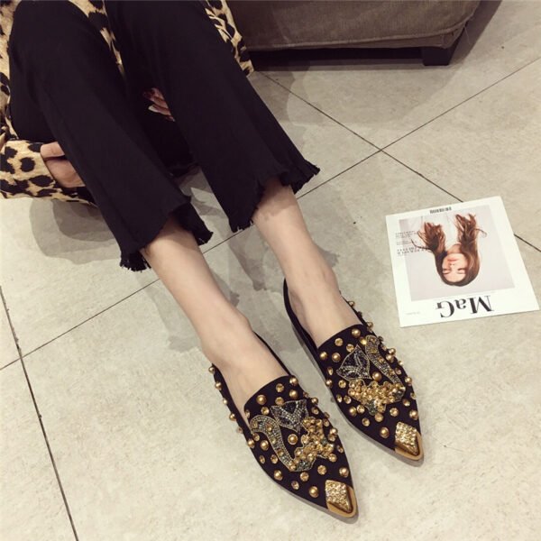 Women's Rhinestone Pointed Toe Rivet Flat Shoes - Image 3