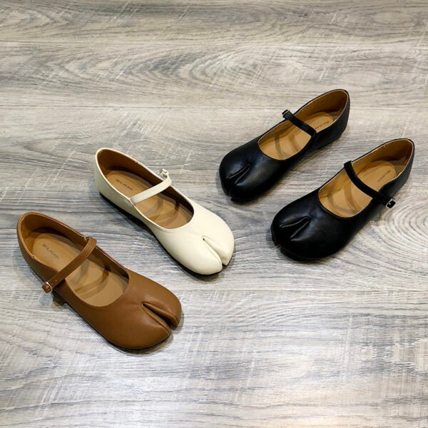 Retro Flat Bottom Split Toe Tabi Shoes Mary Jane Shoes - Image 4