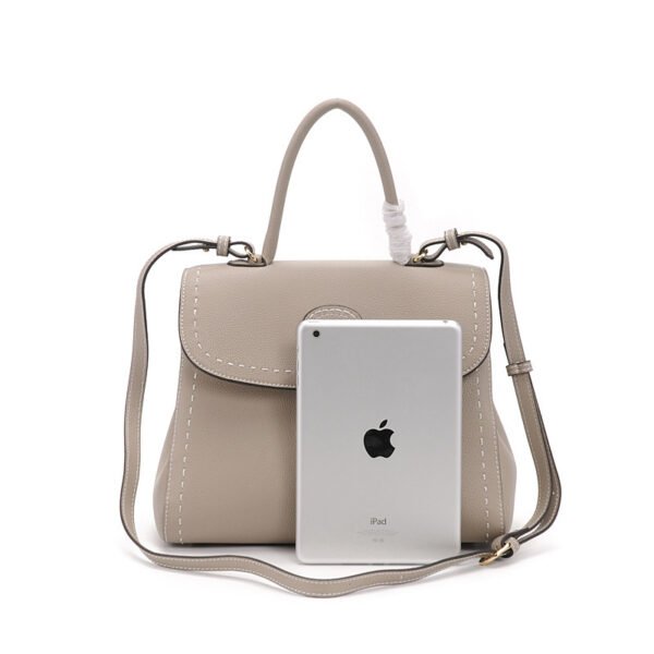 All-match Atmospheric Personality Fashion Portable Hong Kong Style Messenger Retro Bag - Image 7