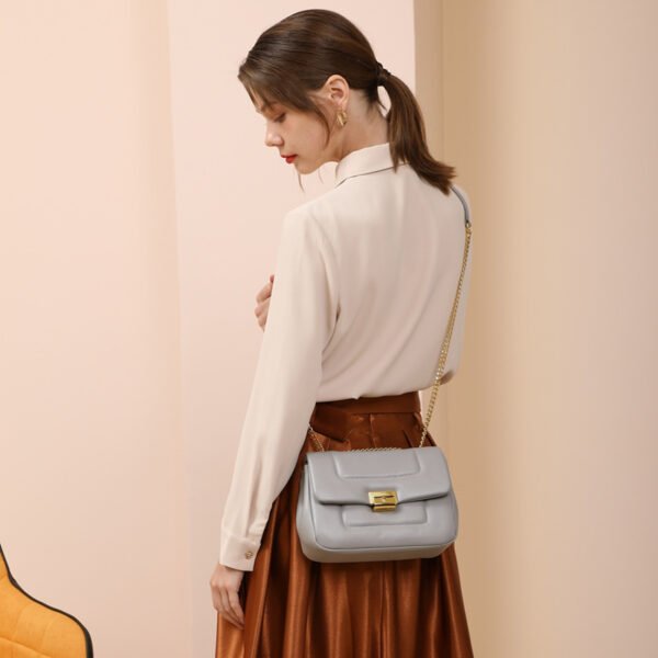 Women's New Fashion Leather Shoulder Messenger Bag - Image 3