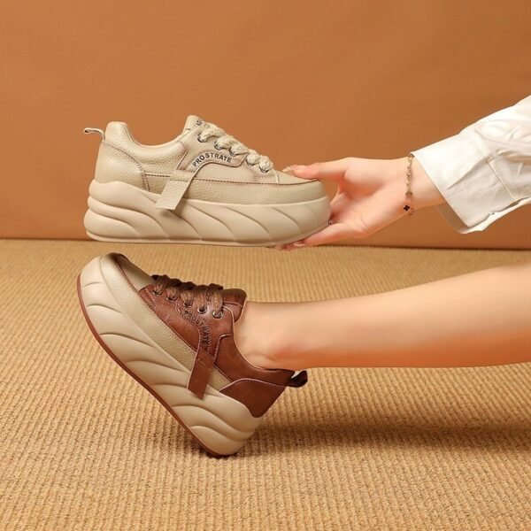 Women's Leather Low-top Shoes Retro New Versatile Sports Casual Shoes - Image 10