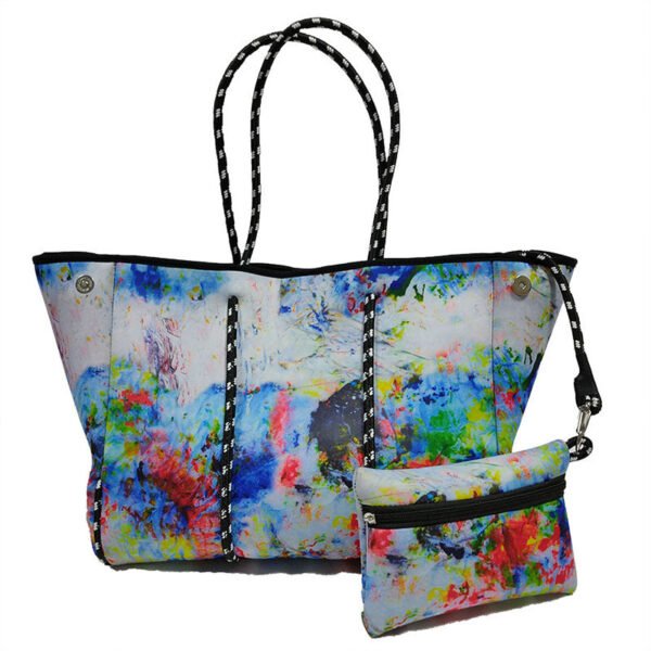 Women's Large Capacity Printed Travel Shoulder Bag - Image 9