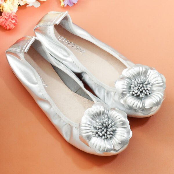 Women's Leather Flower Shoes Shallow Flat Sole - Image 3