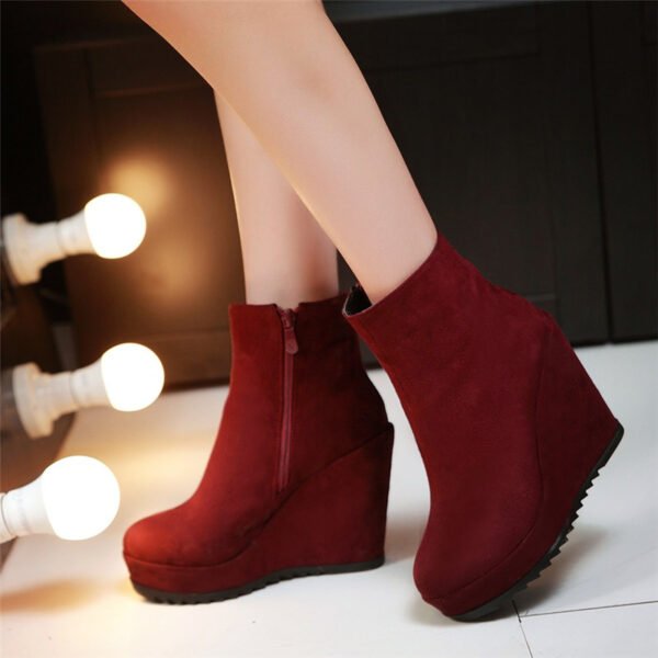 Autumn And Winter Women Platform Platform Wedge Boots - Image 3