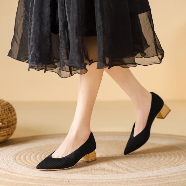 Wood Grain Thick Heel Pointed Breathable Casual Pumps - Image 9