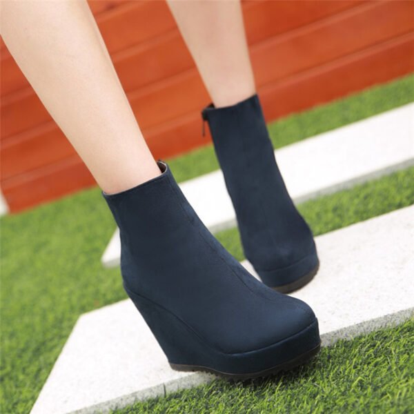 Autumn And Winter Women Platform Platform Wedge Boots - Image 9