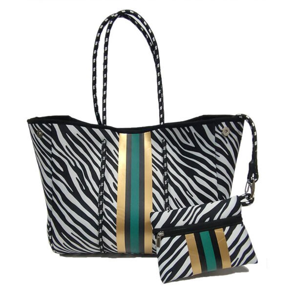 Women's Large Capacity Printed Travel Shoulder Bag - Image 4