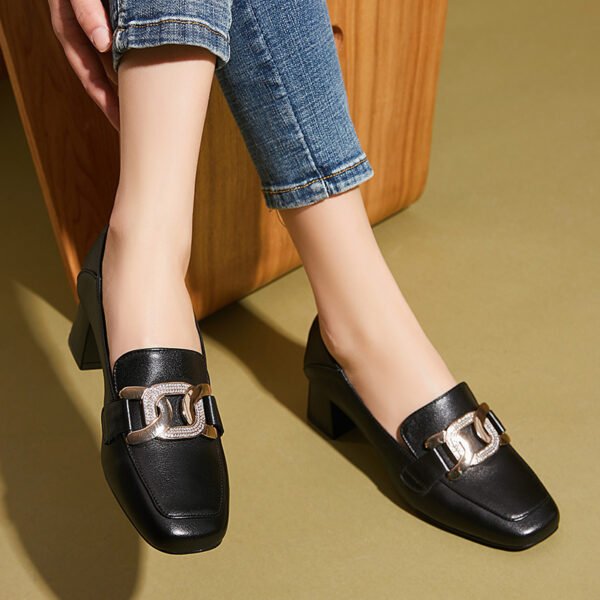 Women's New Leather Loafers Casual Flat Shoes - Image 2