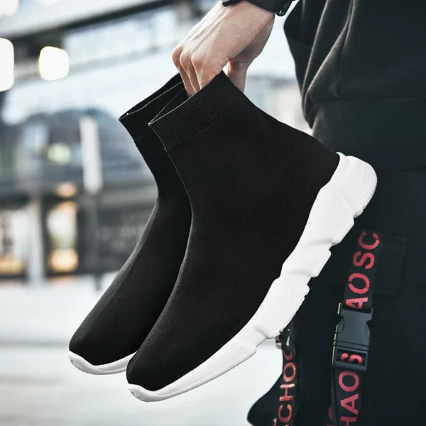 Classic Black Socks Runing Shoes Men High Sock Trainers Women Slip on Couple Casual Shoes Lightweight Sneakers Men basket homme