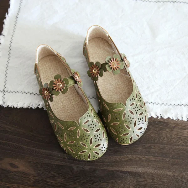 Careaymade-Retro forest hollow flower Baotou soft soled sandals women's summer  new fairy style breathable flat sole shoes - Image 2