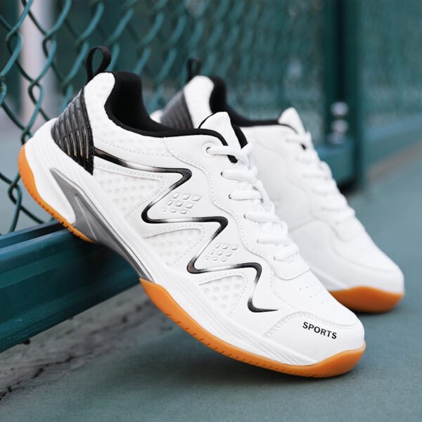 Badminton Shoes Men's And Women's Non-slip Breathable Shock Absorption