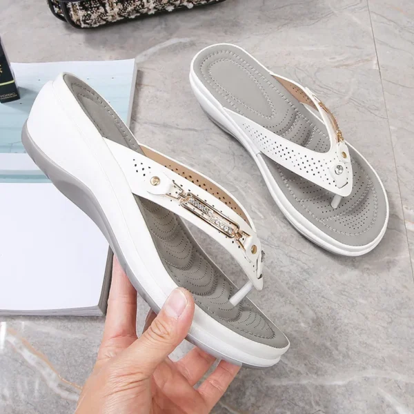 2023 Women's Slippers Summer New Fashion Metal Button Slides Shoes Wedge Beach Sandals Women Outside Platform Leisure Flip Flops - Image 5