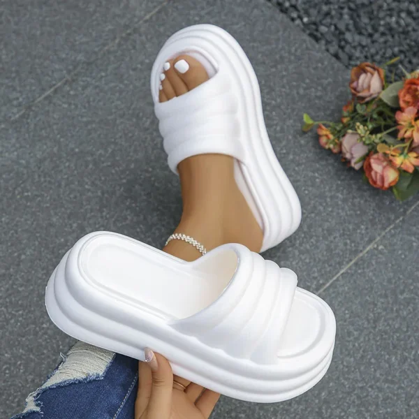 Chunky Platform Slippers for Women 2024 Summer Comfort Soft Sole Beach Shoes Slides Woman Thick Bottom Non-Slip Sandals Ladies - Image 2