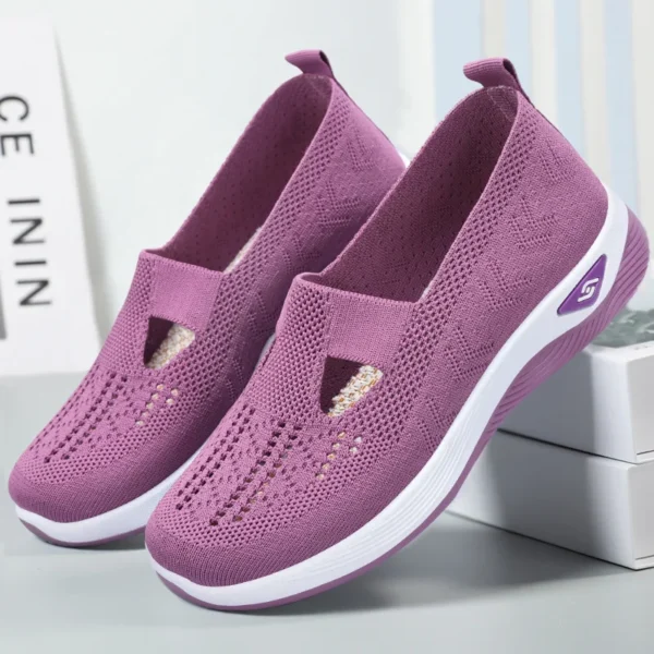 Women's shoes, breathable and comfortable in spring and summer, single shoes for mothers, soft soles, casual blue mesh shoes - Image 2