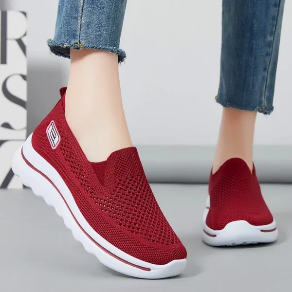 2024 Summer Women's Shoes New Mesh Shoes Lightweight Casual Walking Shoes Breathable Mom's sneakers women - Image 3