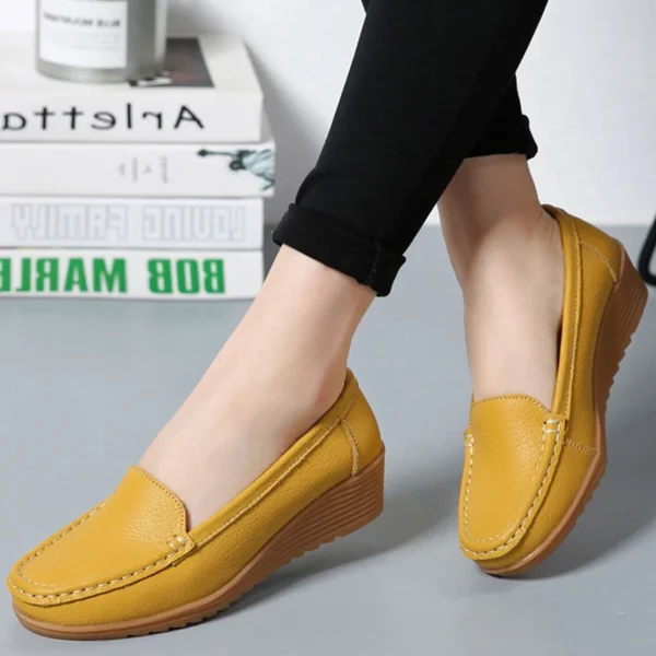 Women Shoes Soft Leather Shoes With Heels Loafers Black Flat Shoes Women's Moccasins Casual Zapatos Mujer Flats Female Footwear - Image 4