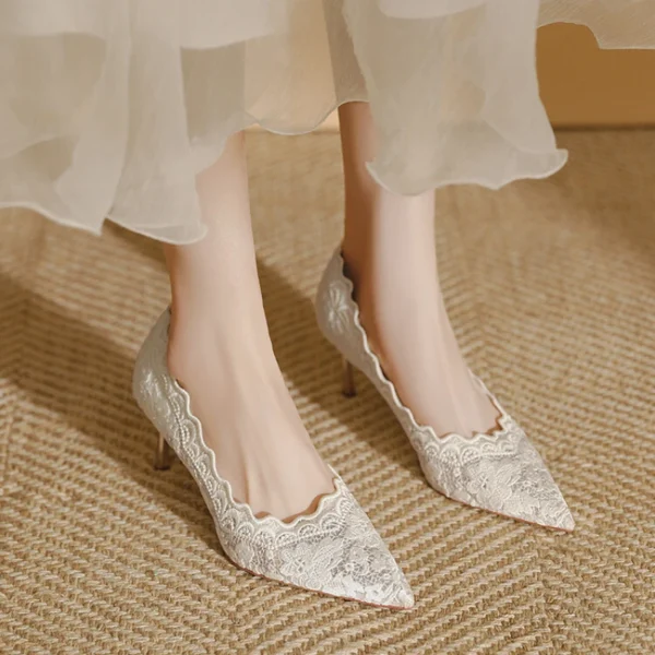 Embroidered Bridal Shoes Wedding Shoes Retro French Sandals 6.5cm High Heels Single Shoes Thin Heels Banquet Pointed Pumps 34-39 - Image 6