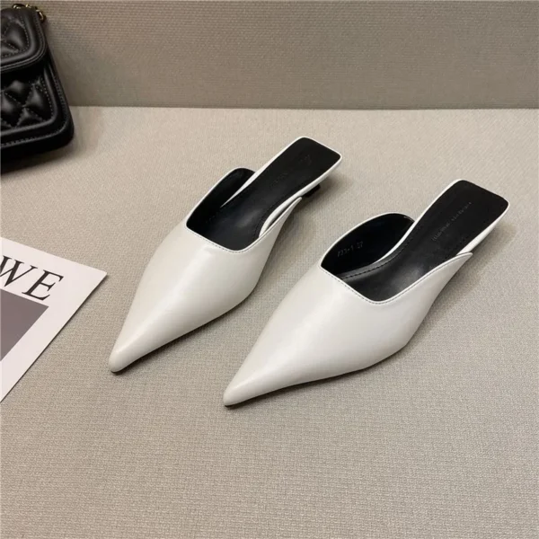 2023 New Low Heel Slippers Summer Close Toe Outdoor Mules Casual Pumps Street Style Mum‘s Sandal Slip on Half Slippers Loafers - Image 2