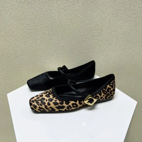 Fashion Women's Flat Shoes Round Toe Leopard Print Casual Shoes Woman Breathable Slip-on Outdoor Soft Mary Jane Shoes 2024 New