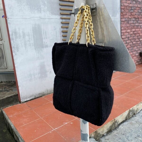 All-match Woolen Woven Single Shoulder Bag - Image 7