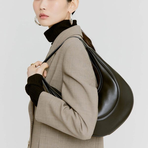 Bag New Style Chaoxia Semicircle High Quality Soft Leather Large Capacity Student Saddle Underarm Bag - Image 3