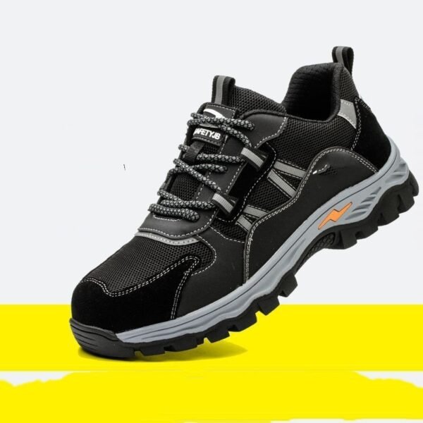 Anti Slip Steel Toe Work Shoes On Construction Sites - Image 3