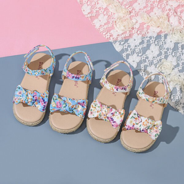 Big Boy Girl's Beach Shoes With Floral Bow