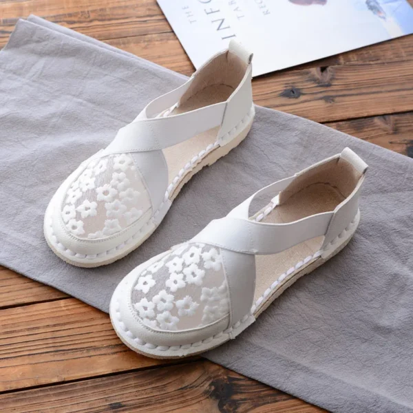 Careaymade-Hotsale,Gentle Fairy-Style Flat Closed-toe shoes,New Artistic Lace hollow out flowers Women's Sandals,Fltas shoes - Image 5