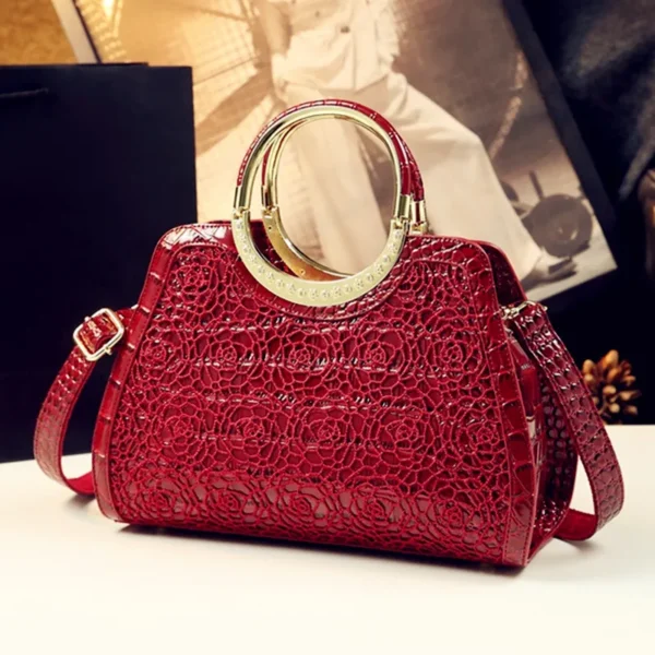 2021 New Fashion Genuine Leather Women Bag Crocodile Pattern Mother Bag Large Capacity Middle-Aged Lace Crossbody Handbag