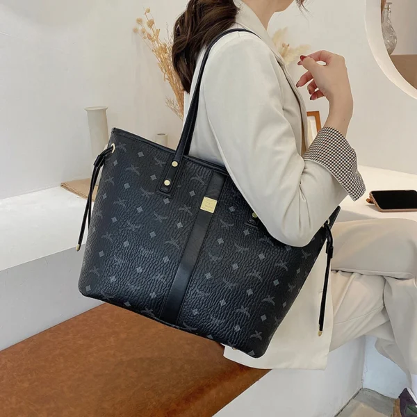 Women's Shoulder Strap Exquisite Workmanship Soft And Comfortable Zipper Open And Close Shopping Commuter Shoulder Bag - Image 6