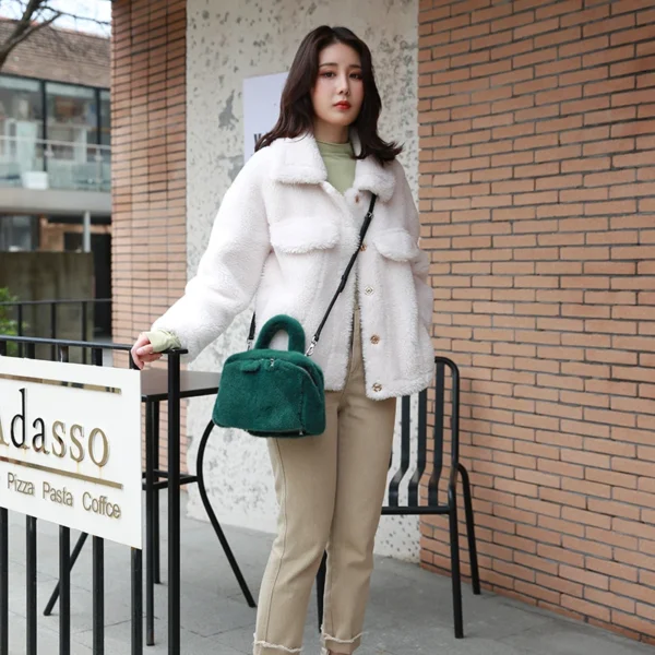 2023 new imported mink fur women's bag trend light luxury handbag fur bag cross-body square bag shoulder bag - Image 3