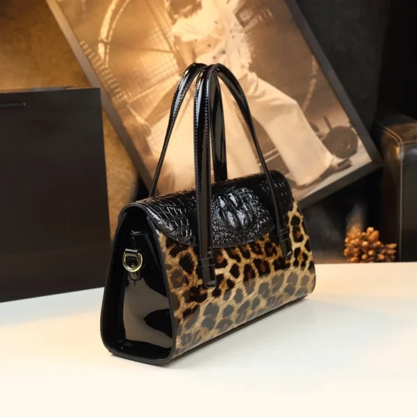 2023 New Genuine Leather Women's Handbags Lady Shoulder Messenger Bag Leopard Luxury Fashion Top Handle Portable Boston Bags - Image 4