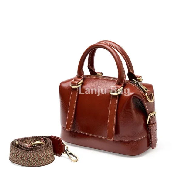 2023 New Women's Bag Luxury Leather Boston Pillow Bag Original Designer Handbag Woven Shoulder Strap Crossbody Bag - Image 5