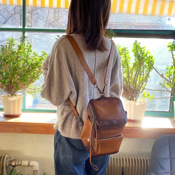 British Style Retro Vintage Vintage Wide Shoulder Straps New Backpack Square Large Capacity Leather Personalized Women's Bag - Image 5