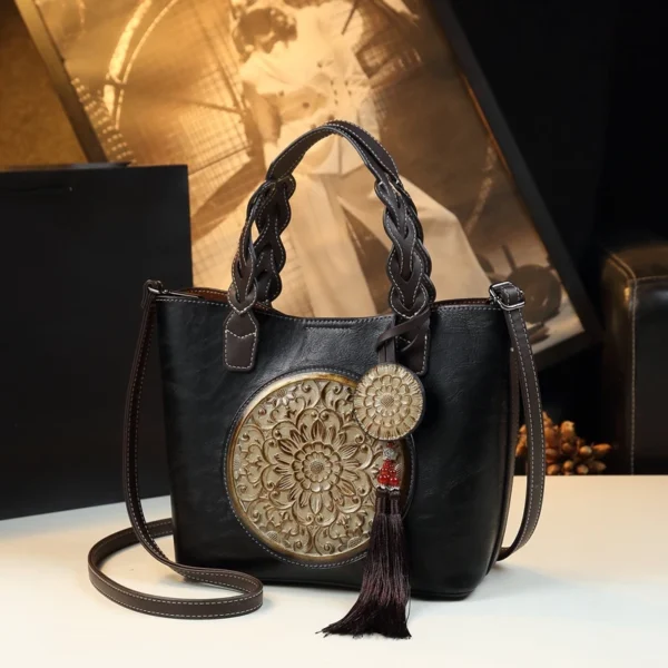 Cowhide Leather Women Handbags Vintage 2024 New Fashion Embossed Tassels Single Shoulder Crossbody Bag Large Capacity Tote Bags - Image 7