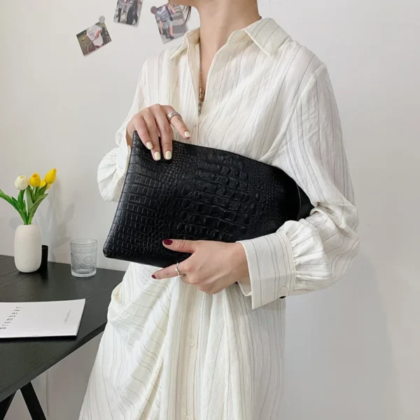 clutch bag for women 2024 trend new popular casual celebrity versatile square high sense pocket envelope small - Image 7