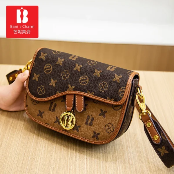 2024 new printed saddle bag fashion trend one-shoulder small square bag diagonal cross-body bag female niche M029 - Image 4