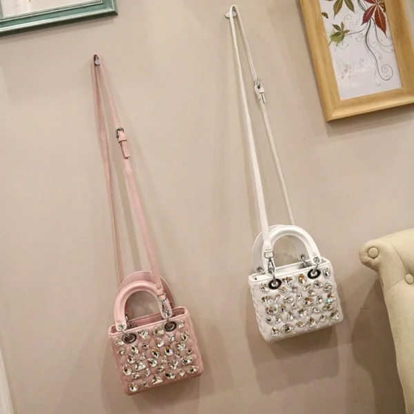 2022 Spring Popular Fashionable Women's Fashion Versatile Rhinestone Minority Personalized Portable Shoulder Messenger Bag - Image 4