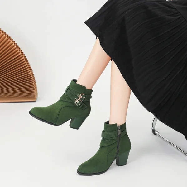 Women's Boots 2024 New 41/42/43 Fashion Coarse Heel Anti slip Rubber Sole Boots (Heel Height 7cm) - Image 3