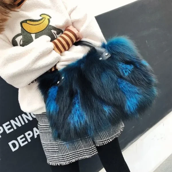 Autumn And Winter New Fur Women's Bag Fox Hair Hand Carrying Bag Crossbody Tidal Winter High Guizhen Fur Shoulder Bag For Women - Image 6