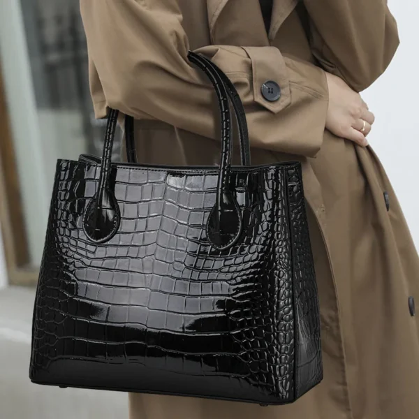 2023 New Luxury Fashion Genuine Leather Women Bag Large Capacity Cowhide Commuter Tote Women's Handbags Shoulder Crossbody Bags - Image 3