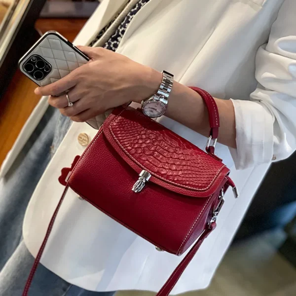 Bag Shoulder Crossbody Cowhide Tote Handbag Women's Y2k White True Leather Top Layer Chain Highquality Versatile Retro Fashion - Image 8