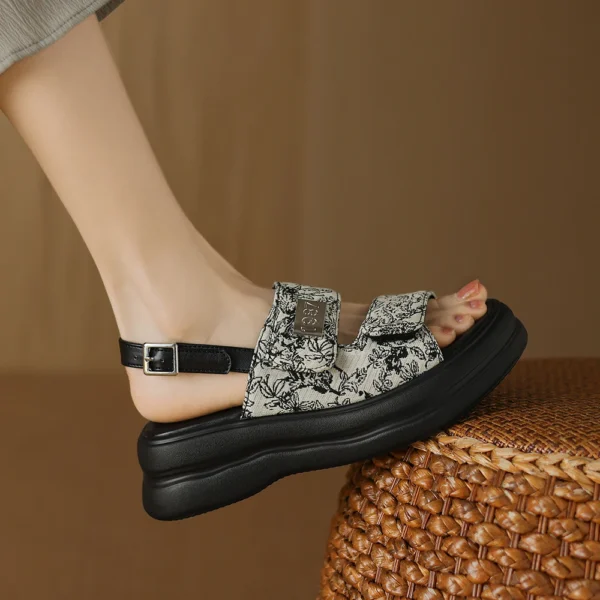 Womens Platform Sandals Fashion Trend Anti-slip Wear-resistant Flat Sandals for Women Outdoor Beach Shoes Female Summer Flats - Image 3