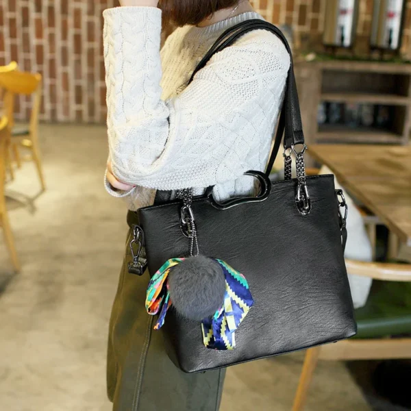 Fashion Genuine Leather Portable Women's Handbags 2023 New Sheepskin Tote Bag Large Capacity Lady Chain Shoulder Messenger Bags